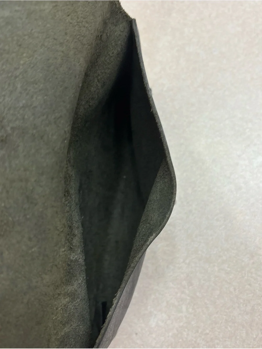 Will Leather Goods Black Distressed Leather Pouch Work Bag Metal Stud Fastener